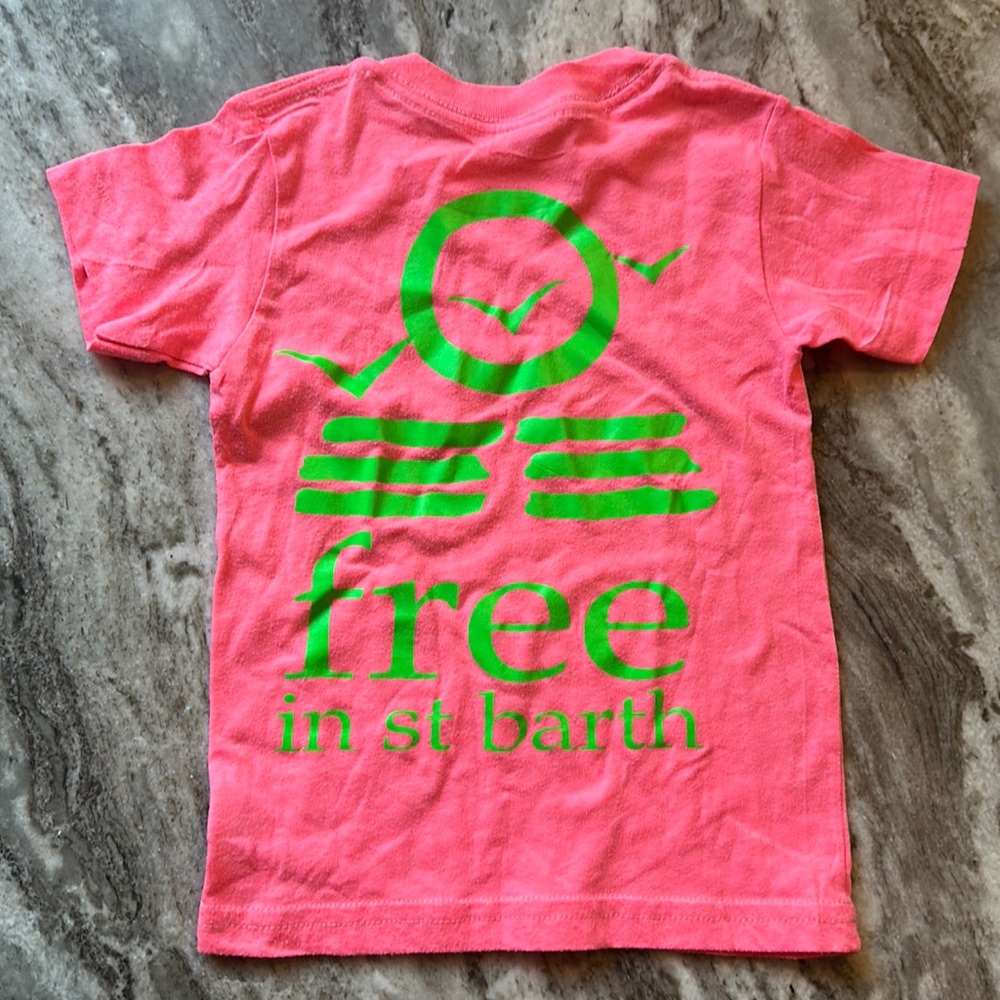 Hot pink Free in St Barths tshirt